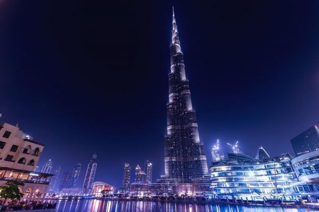Vie à Dubaï la nuit