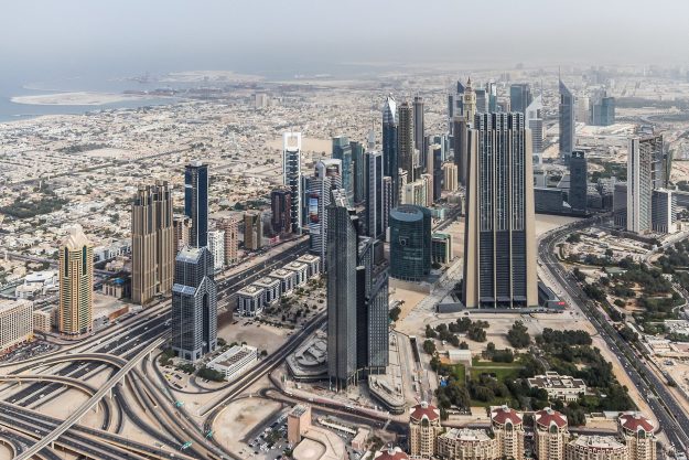 Pourquoi et comment créer votre entreprise en zone franche à Dubaï ?